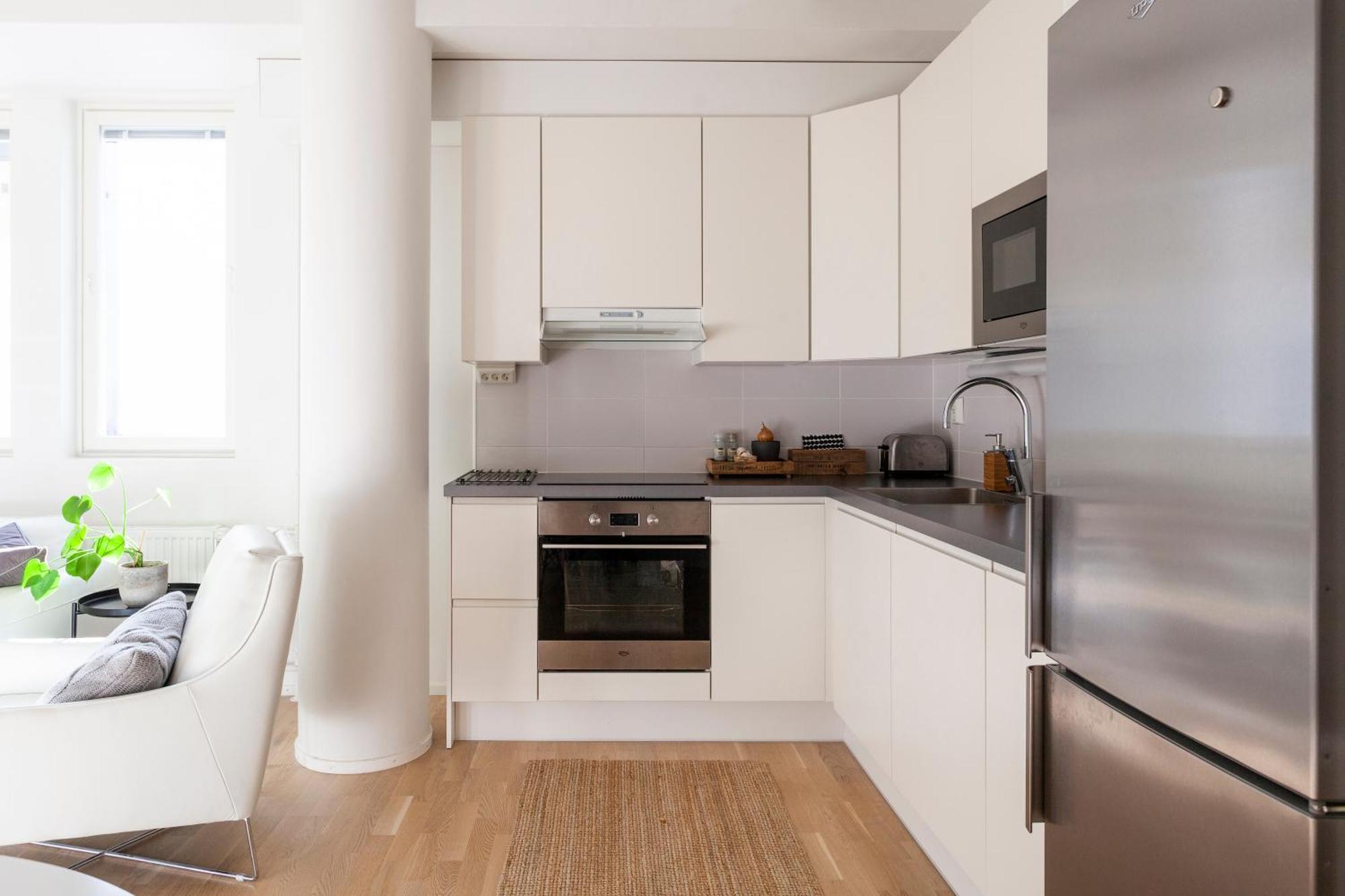 2ndhomes Stylish With Balcony * Helsinki